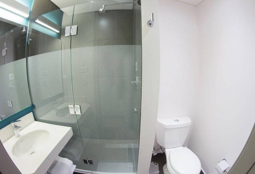 Отель Ibis Budget Itagui