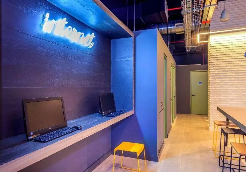 ホテル Ibis Budget Itagui