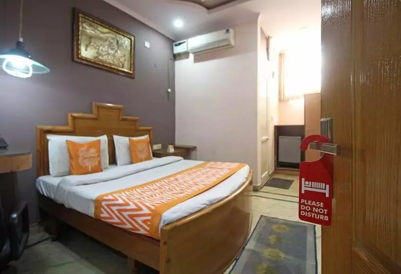 Hotelli O Madhur Regency