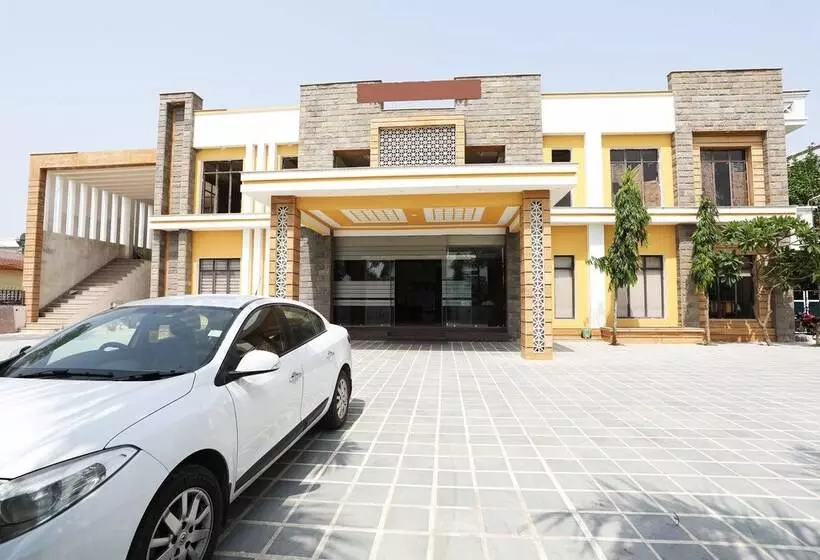 ホテル Park Regency By Oyo Rooms