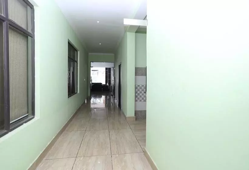 ホテル Park Regency By Oyo Rooms