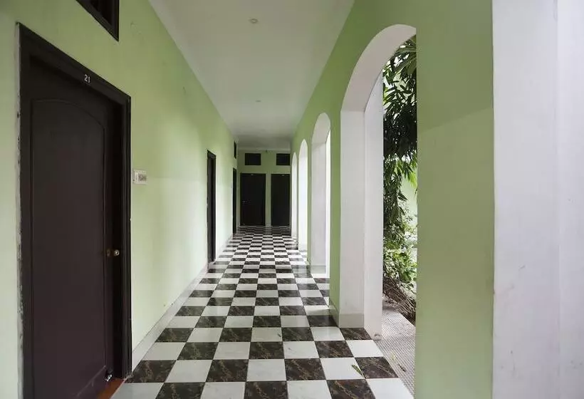 ホテル Park Regency By Oyo Rooms