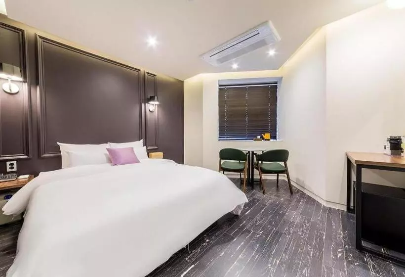 Hotel Plain