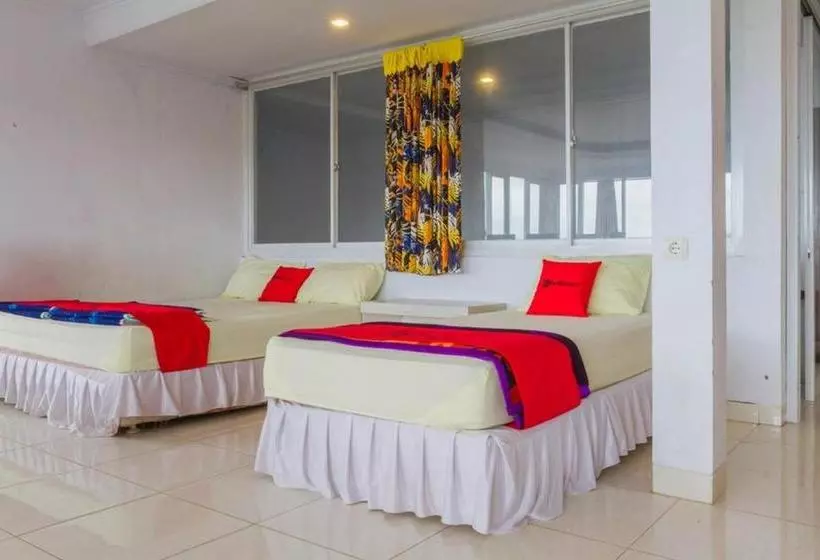 Hotelli Reddoorz Plus Near Pantai Barat Pangandaran