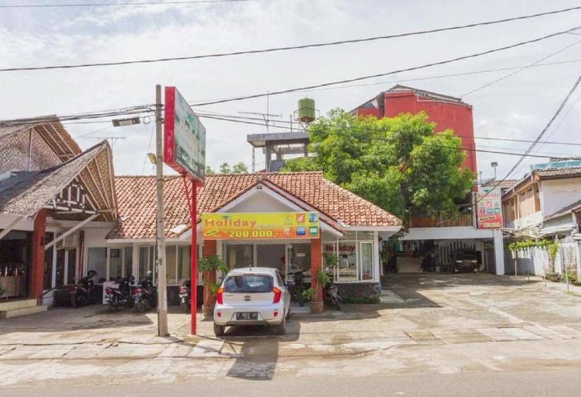 Szálloda Reddoorz Plus Near Pantai Barat Pangandaran