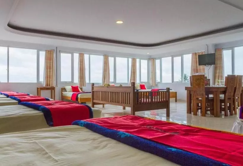 Hotelli Reddoorz Plus Near Pantai Barat Pangandaran