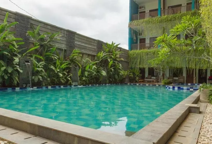 Hotelli Reddoorz Plus Near Pantai Barat Pangandaran