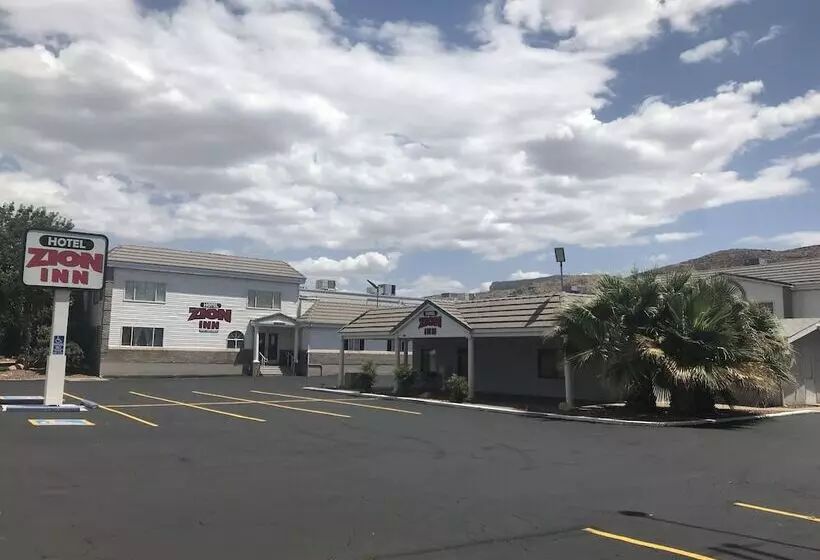 Hotelli Ramada By Wyndham La Verkin Zion National Park