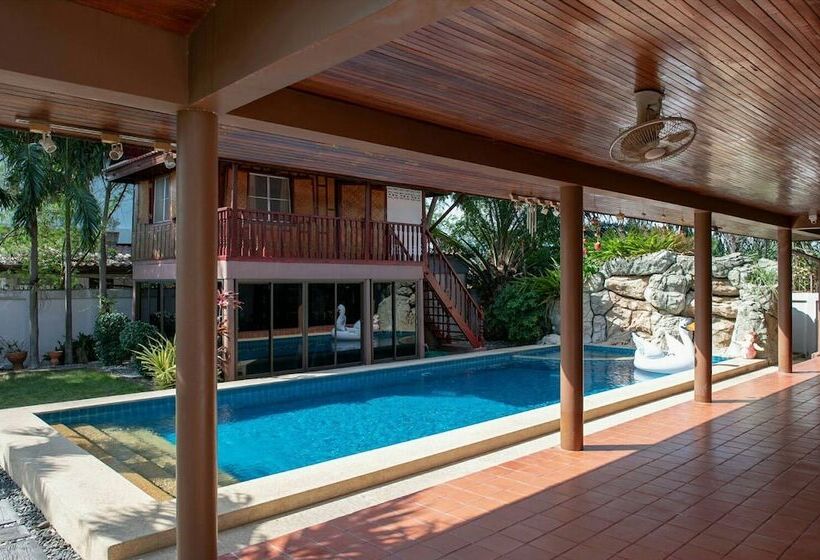 Xanadu Pool Villa At Phala