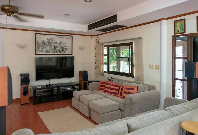 Xanadu Pool Villa At Phala