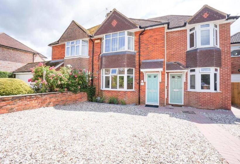 Aaa Stay Garden Apartment