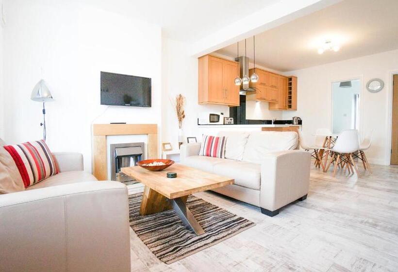 Aaa Stay Garden Apartment