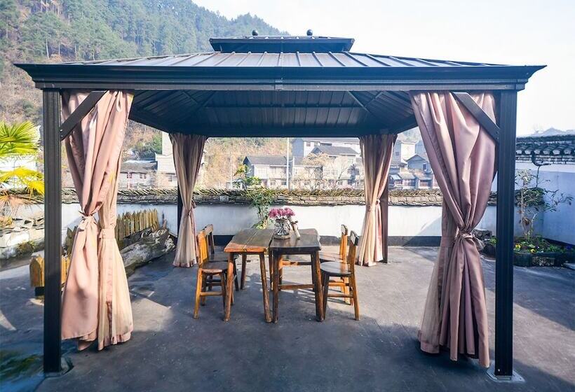 簡易ホテル Fenghuang Joy Riverview