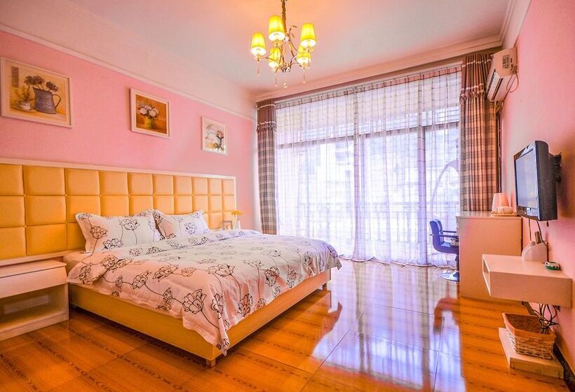 簡易ホテル Fenghuang Joy Riverview