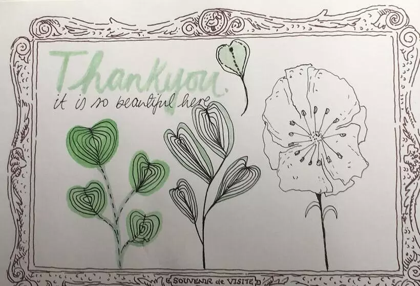 Hostal Yurt Luxury & Bathouse