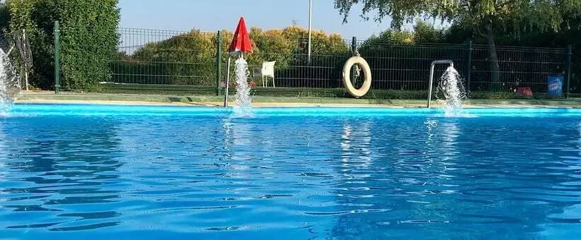 هتل Bungalows Camping Parque Nacional De Monfragüe