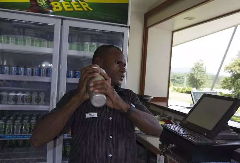 Crossroads Hotel Lae