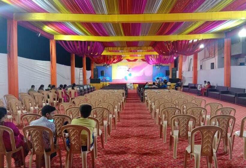 בית מלון כפרי Devang