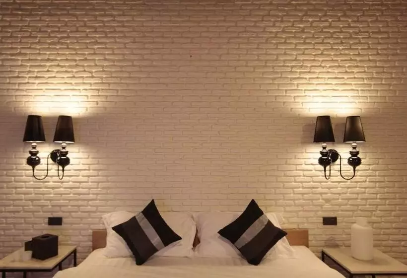 هتل Diary Suite