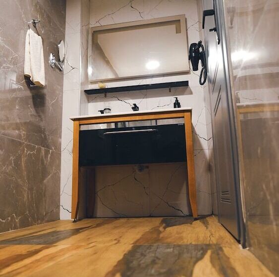 酒店 Elina Managed By Dedeman