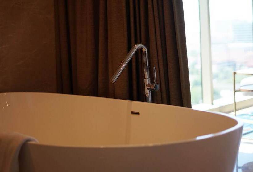 בית מלון כפרי Morazen Surabaya