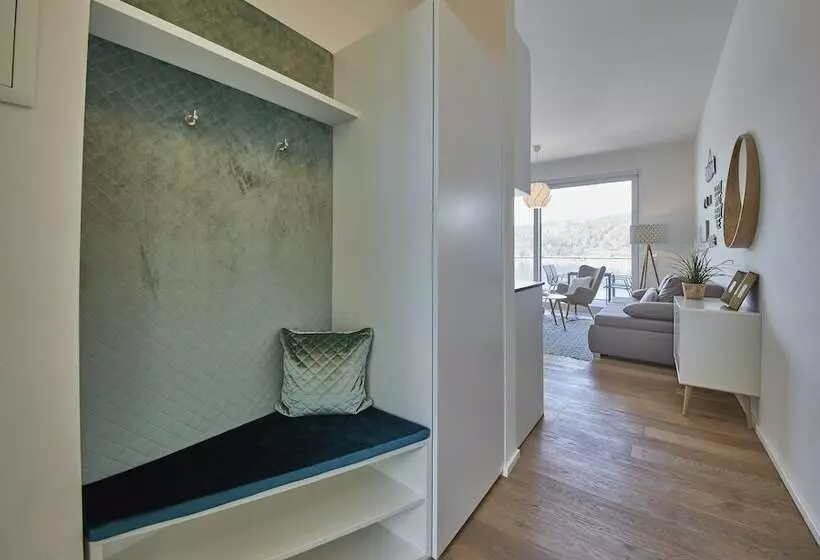 Hotelli Hermitage Apartments