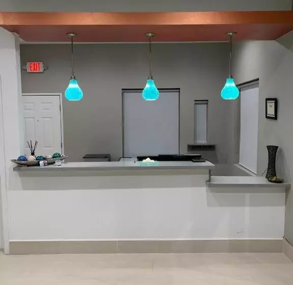ホテル Homestay Inn & Suites Edinburg