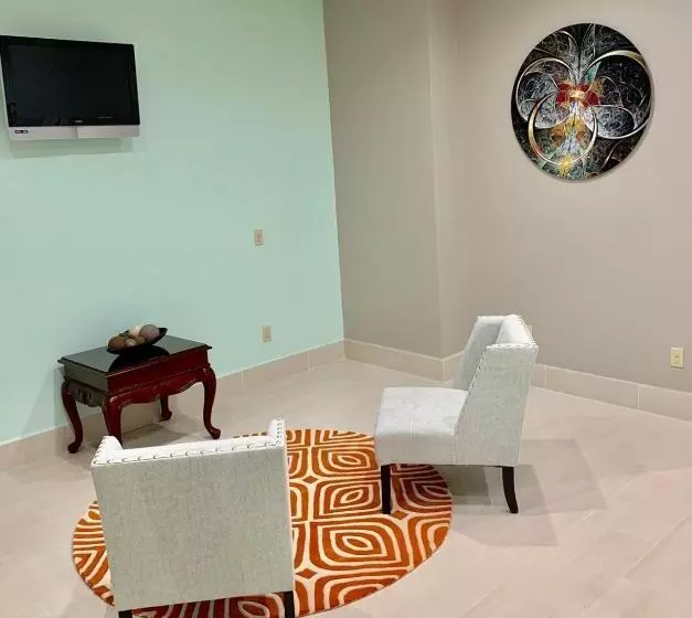ホテル Homestay Inn & Suites Edinburg