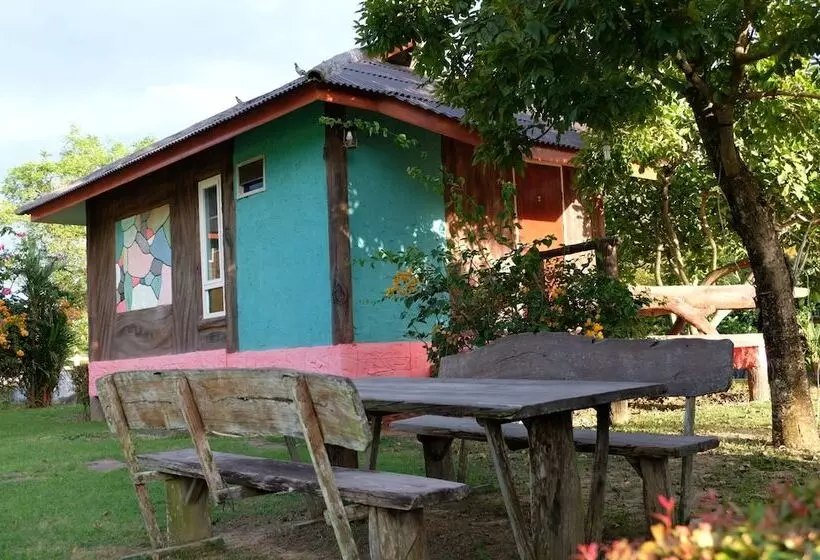 ホテル Nadedow Resort