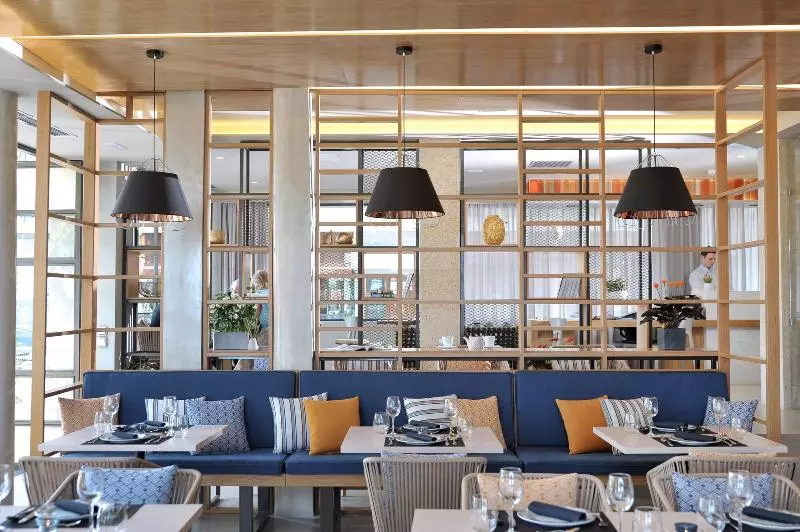 Seasabelle Hotel Near Athens Airport