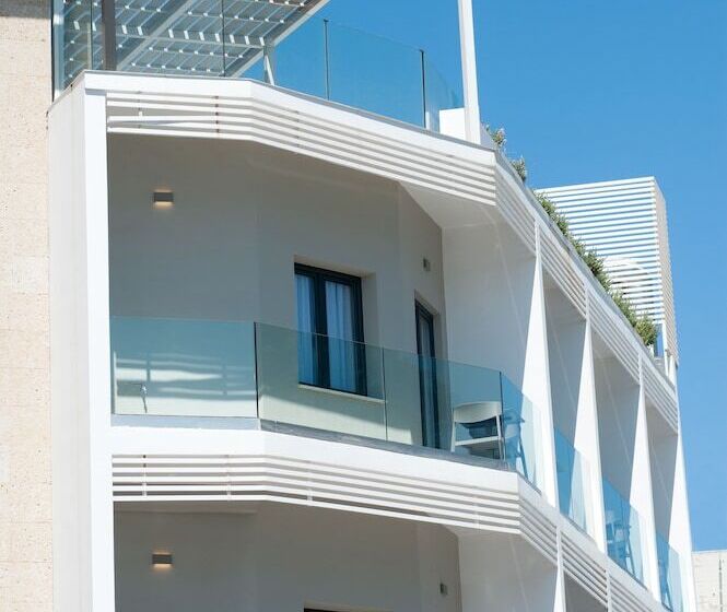 Seasabelle Hotel Near Athens Airport