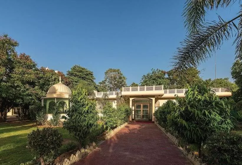 Hotelli Shubham Resort