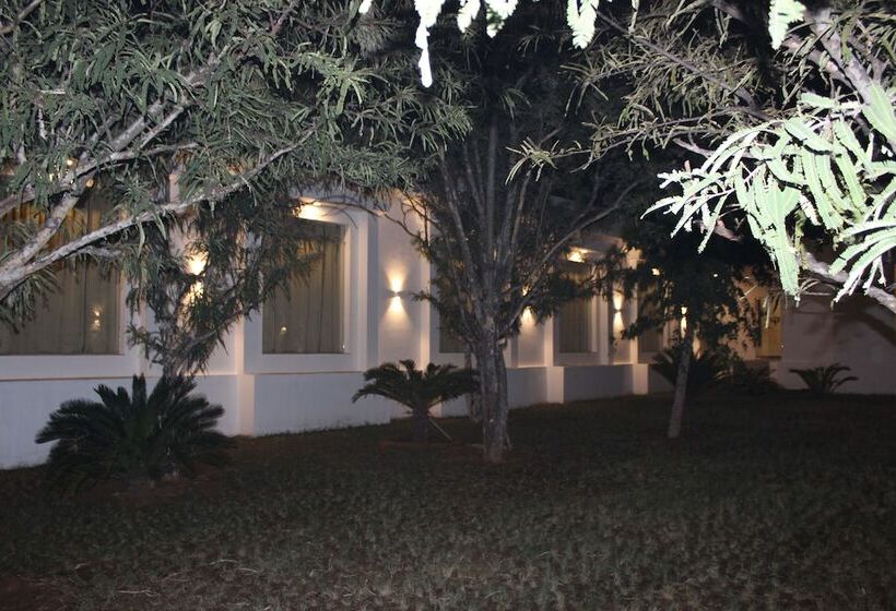 호텔 Shubham Resort