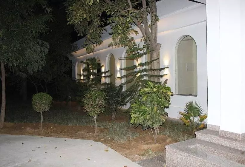 Hotelli Shubham Resort