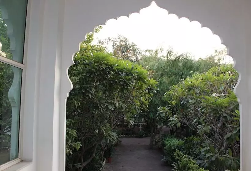 Hotelli Shubham Resort