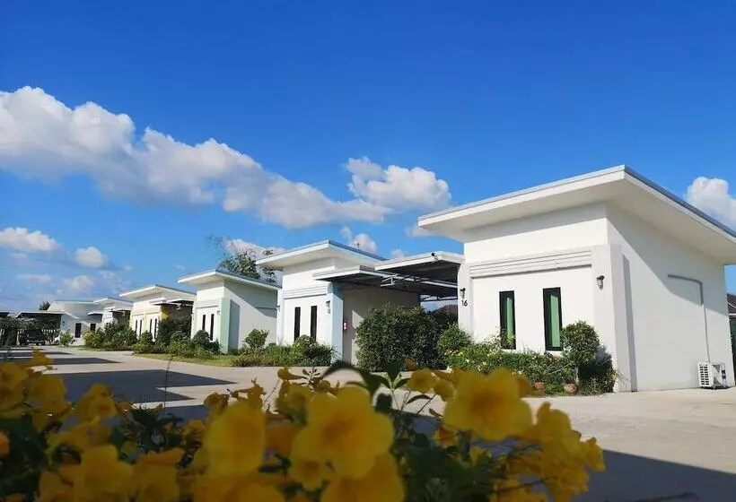 هتل Taweesup Resort