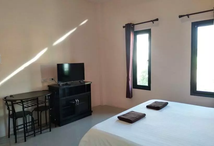 هتل Taweesup Resort