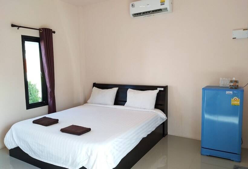 Szálloda Taweesup Resort