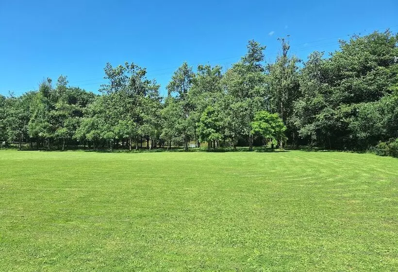 Hotelli Thornbury Holiday Park