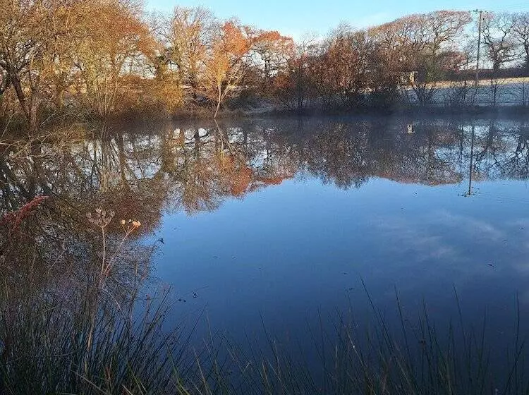 Hotelli Thornbury Holiday Park