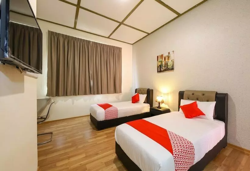Ivory Hotel & Resort By Oyo Rooms