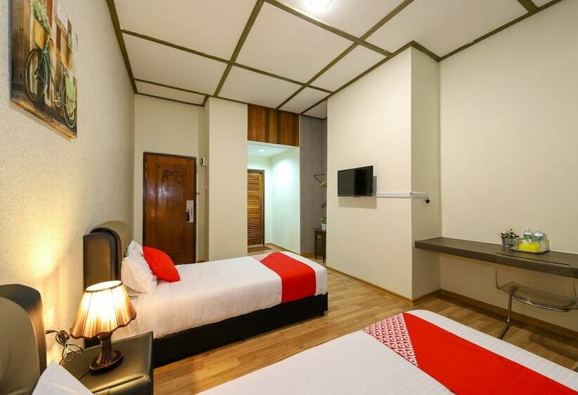 Ivory Hotel & Resort By Oyo Rooms