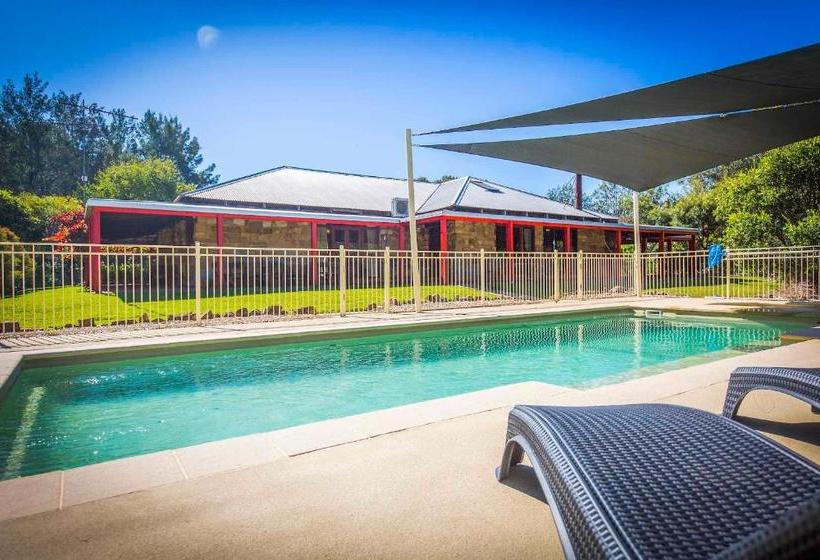 Monkey Place Country House