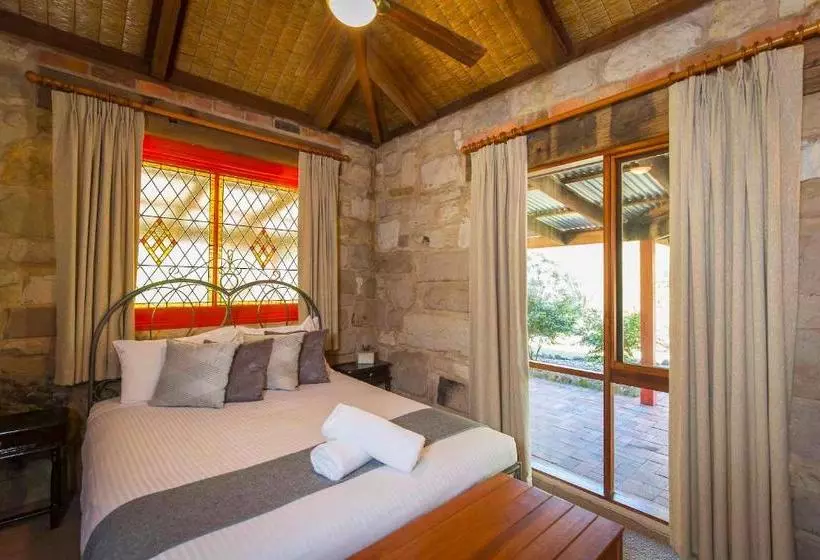 Monkey Place Country House