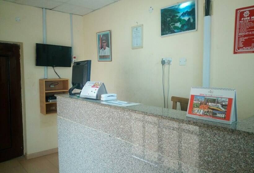 Pholard Hotel And Suites