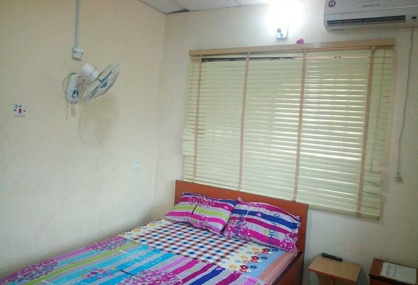 Pholard Hotel And Suites