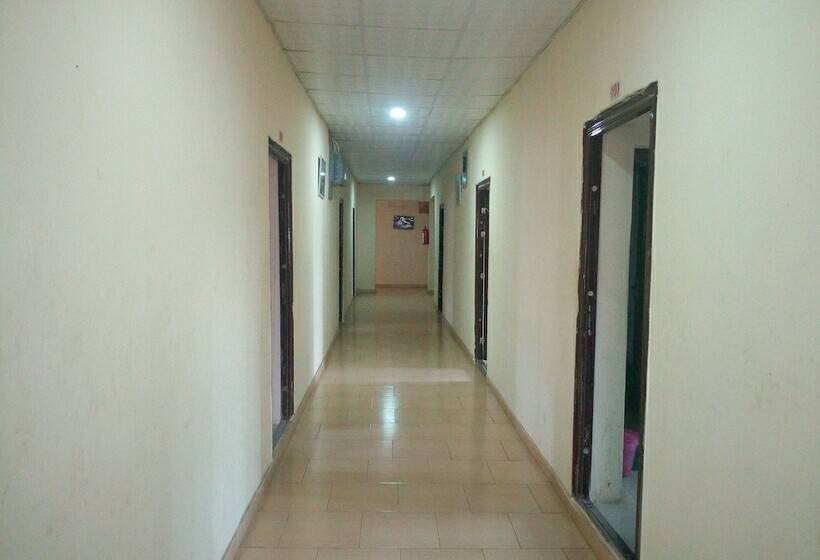 Pholard Hotel And Suites