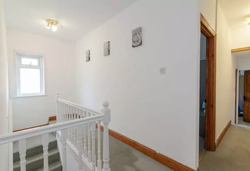 Portobello House Newark