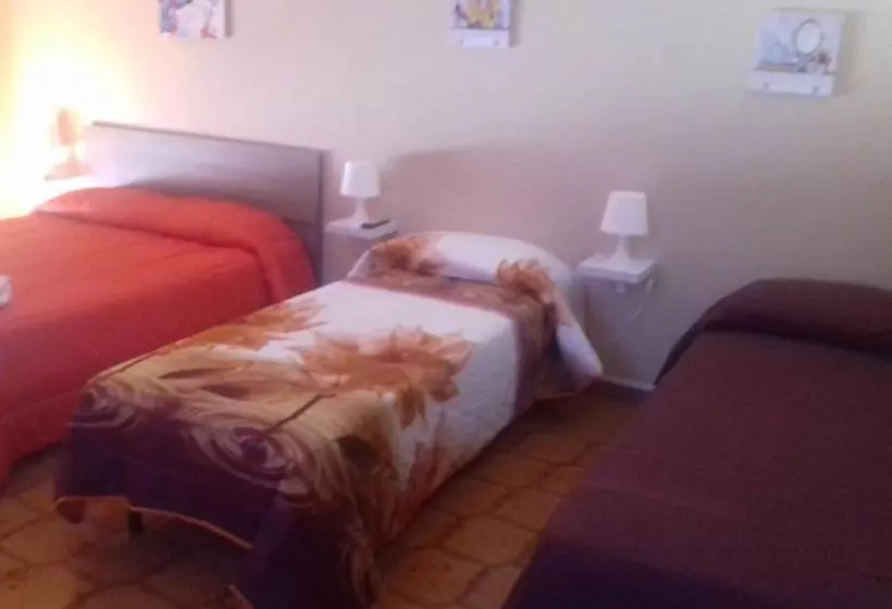 تختخواب و صبحانه Bed And Fly Aeroporto Catania Reception H24