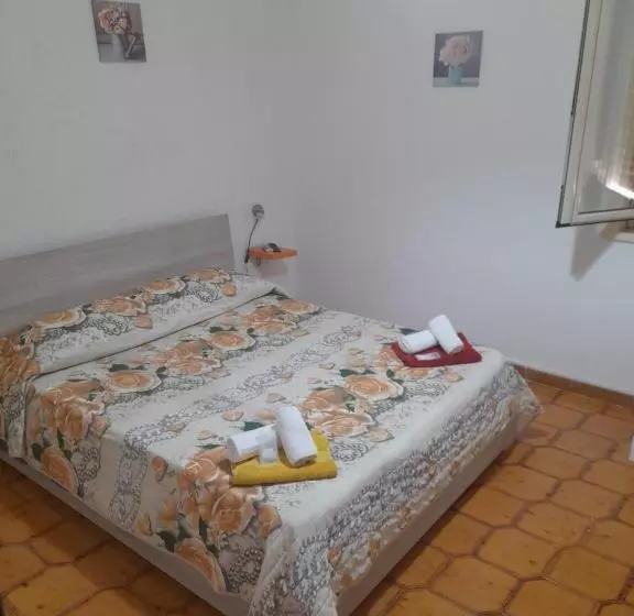 تختخواب و صبحانه Bed And Fly Aeroporto Catania Reception H24